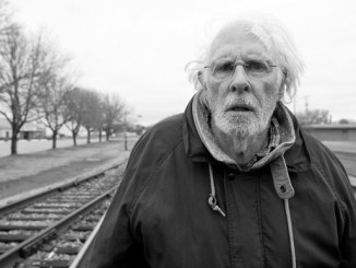 Zug nach Nirgendwo: Woody Grant (Bruce Dern) auf dem Weg zur ersten Million (Bild: Paramount)