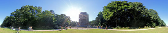 Hier Mensch, da Sein (Bild: Florian Horn/Planetarium Hamburg)